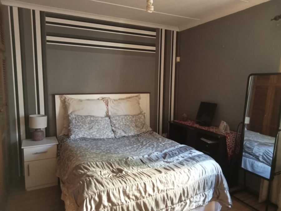 2 Bedroom Property for Sale in Quigney Eastern Cape